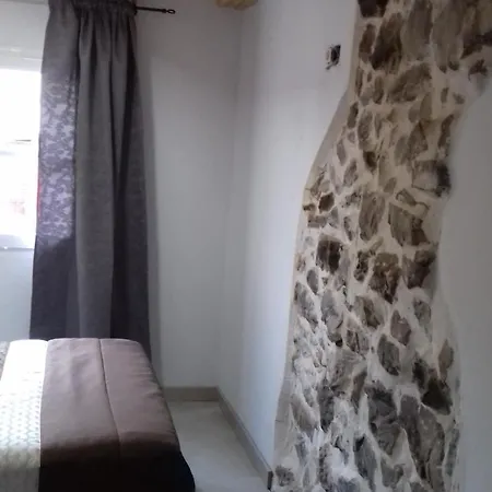 La Pumarada Restaurante Hostel