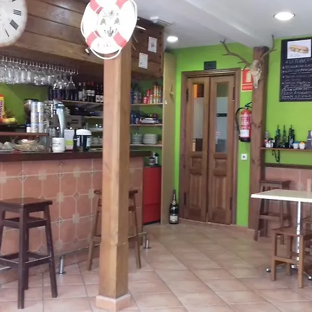 La Pumarada Restaurante Vandrerhjem *